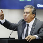 Usina de álcool ameaça parar produção durante os meses de chuva no Estado; deputado interfere com Fávaro para evitar