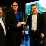 Primeira identidade do país no novo modelo cartão é entregue em Mato Grosso