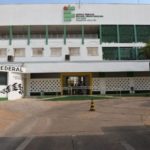 Professor do IFMT surta e faz quatro alunos reféns em Cuiabá