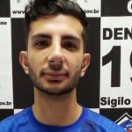 Prisão de cantor que vazou nudes da ex é decretada pela Justiça