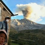 Cinzas de vulcão em erupção chegam a MT e cancelam voo em Cuiabá