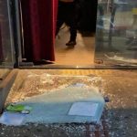 Cliente recusa ser revistado e quebra garrafa na cabeça de segurança