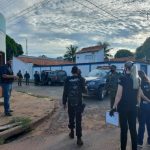 Polícia prende 8 acusados de sequestrar, torturar e matar por ordem do Comando Vermelho em MT