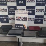 Homem é preso por receptação dentro de shopping e policiais encontram 19 notebooks sem procedência