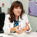 Para médica, Brasil normalizou a tragédia da pandemia