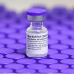 Sem CoronaVac nem AstraZeneca, doses da Pfizer devem durar até quinta-feira em Cuiabá