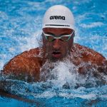 Nadador cuiabano faz história, mas está fora da final dos 100 metros em Tóquio