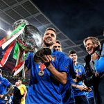 Campeão da Eurocopa, Rafael Tolói chega a MT para comemorar título