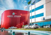 Veterano está na AL há duas décadas e 23 deputados querem reeleição