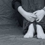 Polícia resgata 5 crianças que se alimentavam apenas de arroz e doce de mamão