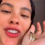 Bella Campos, a Muda de Pantanal, posta vídeo usando colar de dentes de jacaré