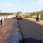 Primeiro trecho do Contorno Leste recebe pavimentação asfáltica; veja imagens