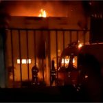 Incêndio destrói depósito de colchões no Parque Ohara; veja vídeo