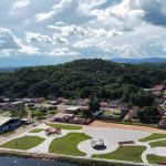 Programa idealizado pela primeira-dama garante casas populares para município de MT