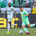 Cuiabá tem jogador expulso e estreia no Brasileirão com derrota para o Palmeiras