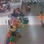 Homem morre baleado após ser perseguido por suspeitos em rodoviária de MT; veja vídeo