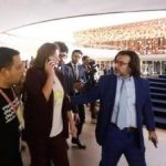 Jornalista cuiabana é agredida por seguranças de Maduro e agentes do GSI