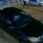 Motorista de carro que atropelou mulher em praça se entrega à polícia