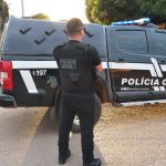 Equipes da polícia se deslocam para caçada ao assassino da filha de Cattani