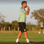 Na reestreia de António Oliveira, Cuiabá enfrenta o Cruzeiro na Arena do Jacaré