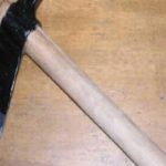 Homem entra na Assembleia de Deus pedindo orações e tenta matar fiéis com machadinha em MT