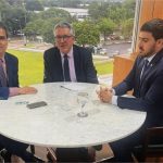 Em Brasília, Emanuel tenta cadastrar projeto do ‘VLT Cuiabano’ no PAC