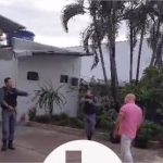 Valentão agride mulher, enfrenta PMs e ocorrência termina com disparos; veja vídeo