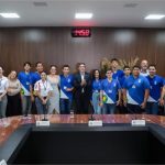 Embaixadora do programa MT no Mundo, Virginia Mendes celebra conquista dos alunos da rede pública