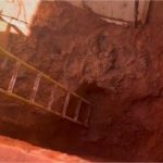 Trabalhador morre soterrado enquanto escavava fossa em quintal de casa em MT