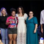 Primeira-dama de MT lidera lançamento do SER Família Habitação em Alta Floresta