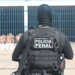 Quinze policiais penais são acusados de facilitar entrada de celulares e outros ilícitos na PCE