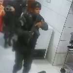 PM liberta reféns trancados em banheiro durante roubo a restaurante; veja vídeo