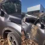 Funcionários de lava-jato destroem carro de cliente em acidente; veja vídeo