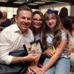 Virginia Mendes publica homenagem especial de Dia dos Pais com apresentação da filha caçula