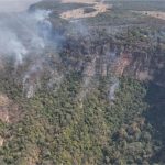 Mata nos paredões da Chapada é atingida por queimadas; vídeo