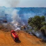 Incêndio atinge 56 hectares de vegetação em área próxima a chácaras em MT