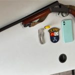 PM prende homem depois de agredir e perseguir mãe e padrasto com arma de fogo