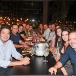 Virginia Mendes e Mauro Mendes prestigiam lançamento do Restaurante Ikioi Dubai em Cuiabá