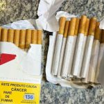 Advogados são flagrados tentando levar maços de cigarros a presos na penitenciária