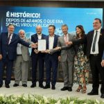 Fechado! Mauro Mendes assina contrato para Albert Einstein administrar Hospital Central; vídeo