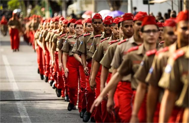escolas militares
