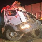 Colisão entre caminhões na BR-163 mata trabalhador esmagado em MT