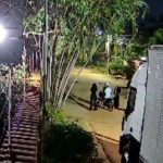 Câmeras mostram jovem rendida por criminoso em bairro de Cuiabá