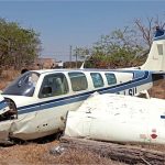 Avião com grávida a bordo cai em pista de aeródromo em MT