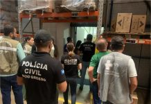 Polícia fiscaliza distribuidora de VG e apreende mais de 7 mil garrafas de whisky com suspeita de adulteração