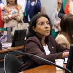 Deputada faz alerta contra fraudes e armadilhas nesta Black Friday