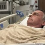 Bolsonaro é levado novamente ao centro cirúrgico