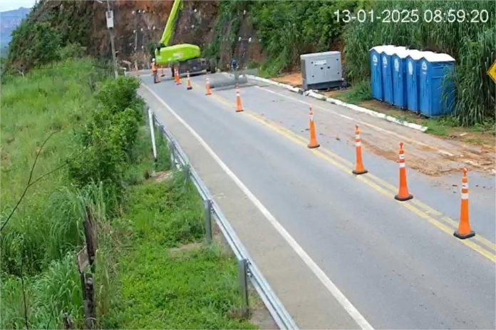 rachaduras portão do inferno