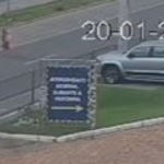 Câmeras flagram momento em que idosa é morta após ser atropelada por dois carros