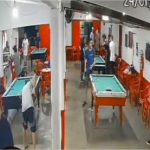Câmeras registram jovem sendo esfaqueado em bar de cidade de MT